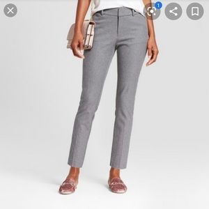 Cropped Grey Stretch Pants Women’s Size 2 Ankle Length A New Day Career Slacks